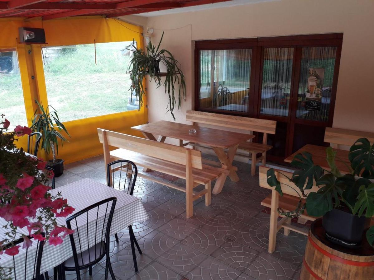 Bed and Breakfast Prenociste Vitas Miljevina Exteriér fotografie