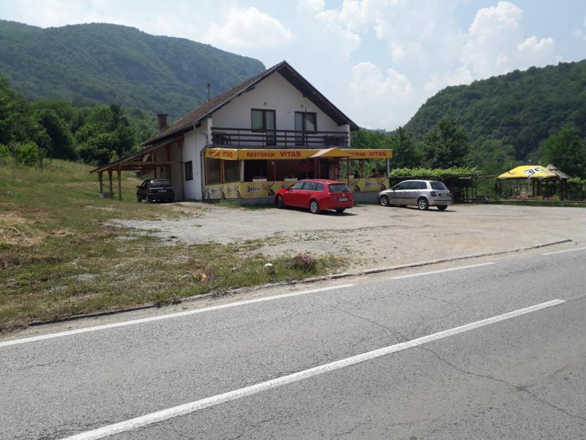 Prenociste Vitas Miljevina Exteriér fotografie
