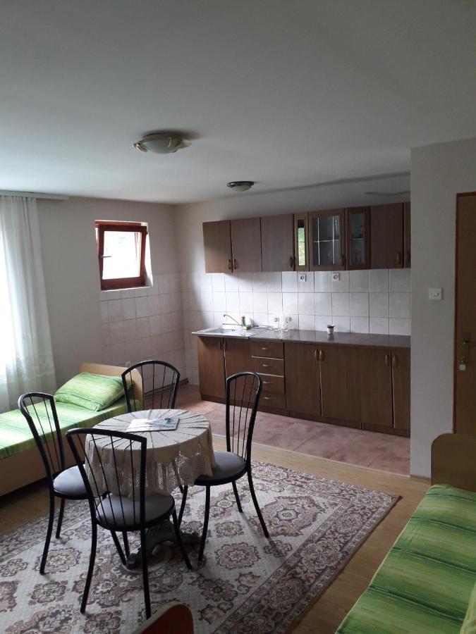 Bed and Breakfast Prenociste Vitas Miljevina Exteriér fotografie