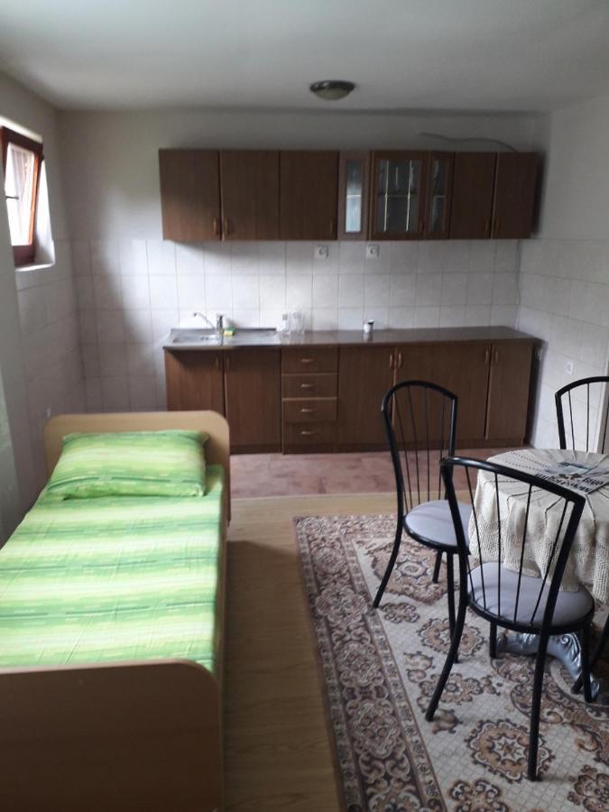 Bed and Breakfast Prenociste Vitas Miljevina Exteriér fotografie