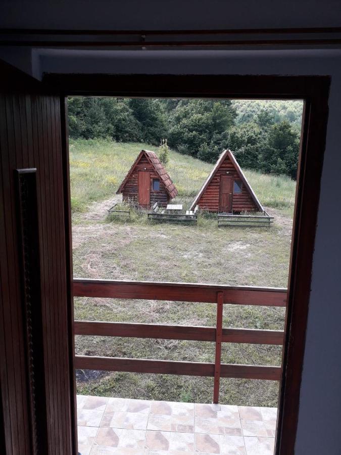 Bed and Breakfast Prenociste Vitas Miljevina Exteriér fotografie