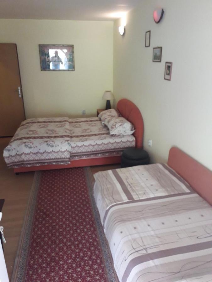 Bed and Breakfast Prenociste Vitas Miljevina Exteriér fotografie